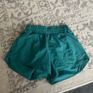 Lululemon Running Shorts - Kelly Green - Size 0 tall